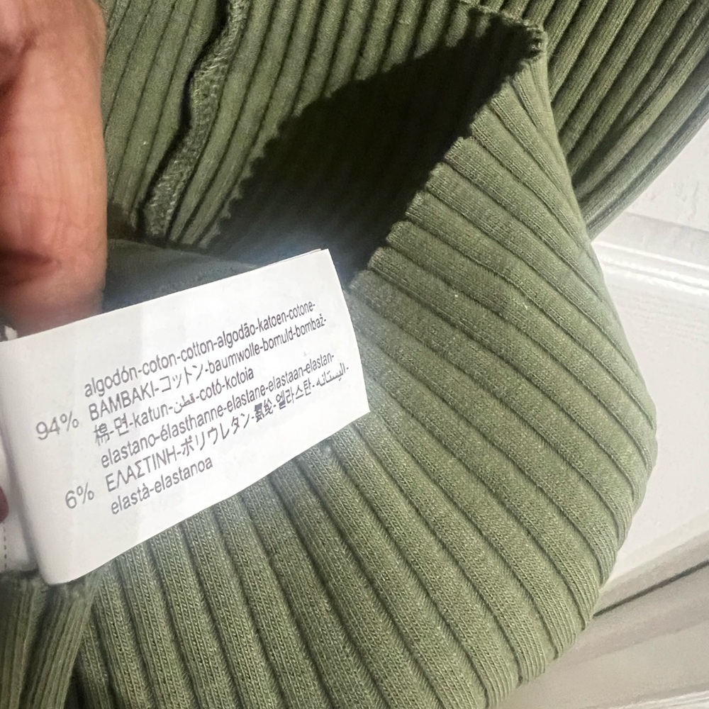 Green Ribbed Knit Dress - Picture 3 of 5